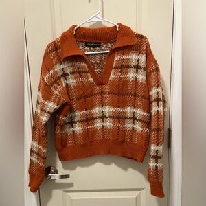 Almost Famous V-Neck Sweater in Orange and White